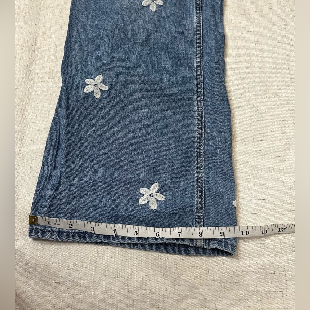 Hollister Co. Floral Embroidered Blue Jeans - Picture 7 of 14